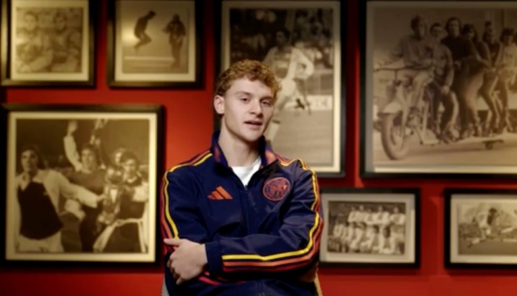 云开体育官网入口-小伊布：我喜欢阿贾克斯的足球哲学，我想在这里书写自己的故事