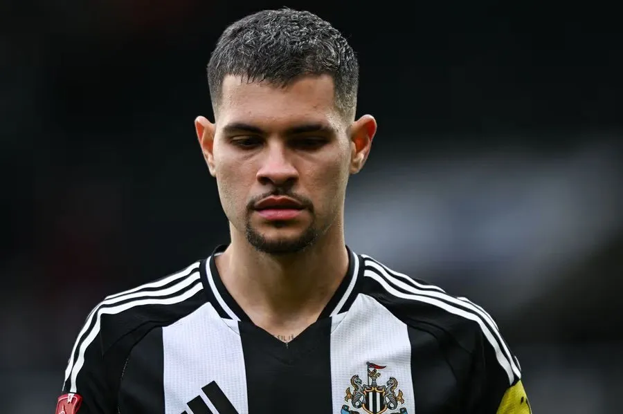 记者：若有欧冠球队8000万镑报价吉马良斯，纽卡愿开启谈判