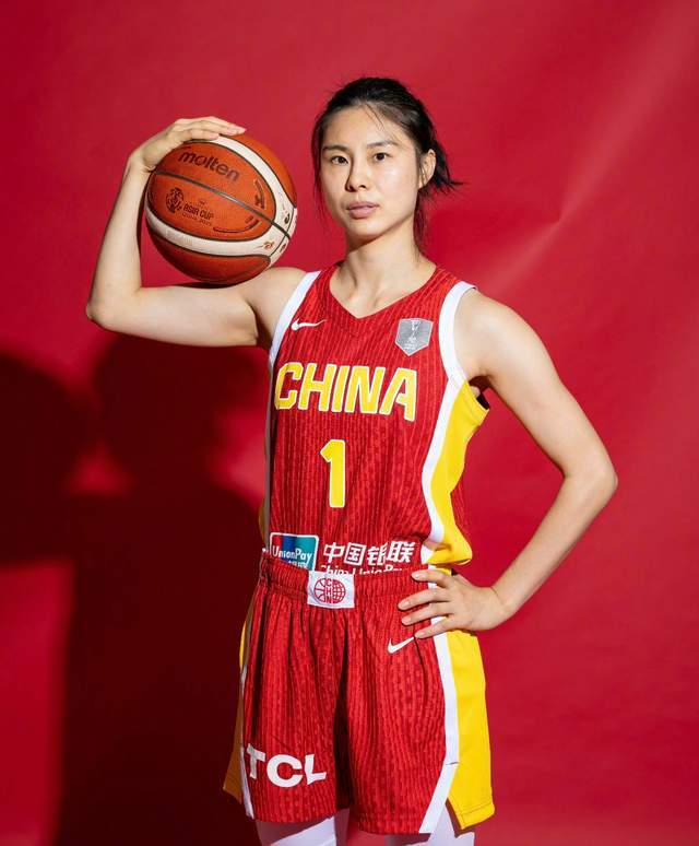 云开体育官网入口-中国女篮最新训练出炉！王思雨、张子宇归队，将出战5场热身赛